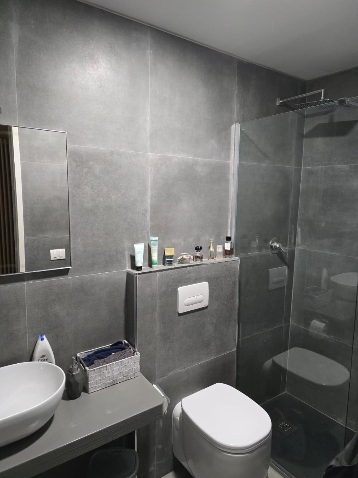 La Villa Apartments Tinaia - Excellent For Sardegna & Corsica - 6-8 Beds - Private Parking Included With Camera Livourne Extérieur photo